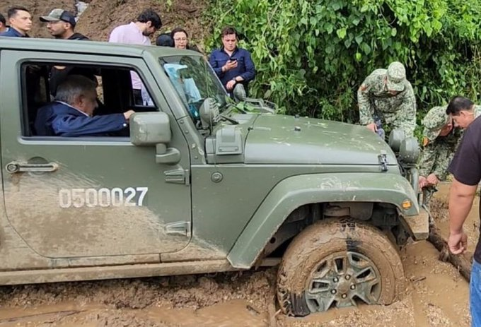 Mucho ayuda el que no estorba decía mi abuelita.