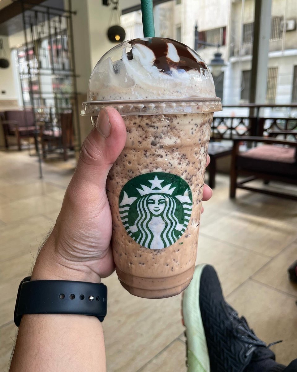 Kuya_ArAr's tweet photo. "I have a love affair with coffee."
#javachipfrappuccino #blendedbeverage #starbuckshamra https://t.co/j2edvM8AZQ