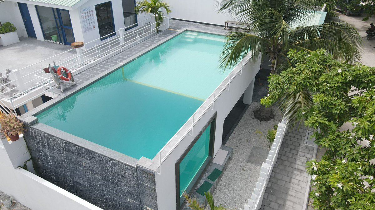 alfalil's tweet photo. With a depth of 4.6 meters, Fuvahmulah City is now home to the deepest swimming pool in Maldives. #divingpool https://t.co/T55p2IrMVn