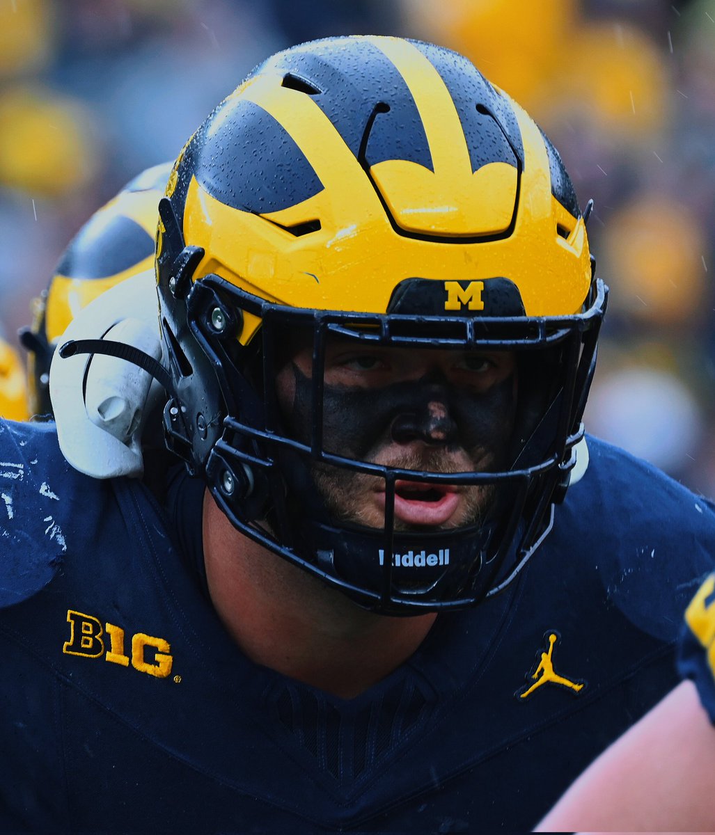 Regardless of how the NCAA investigation plays out, the damage is already done to this Michigan football team, at least as far as the public perception is concerned. 

A QB who's the current betting favorite to win the Heisman, a running back who was a Heisman frontrunner last