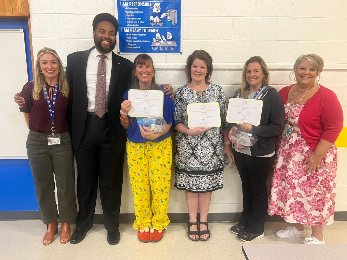 calvertnet's tweet photo. Staff Spotlight - Many thanks goes to these amazing Sunderland ES staff for their continued dedication to the students of Calvert County. We appreciate your commitment to CCPS! #CalvertShines @SES_Seahawks

KAREN PERISE - 20 years
LESLIE GILBERT - 20 years
SALLY WOLFE - 35 years https://t.co/cdTKOgxrpZ