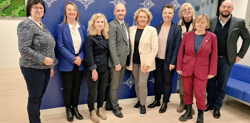 Thank you @janis_sarts for your excellent insights on #StrategicCommunication, #ArtificialIntelligence and #disinformation. Looking forward to our next encounter. @STRATCOMCOE