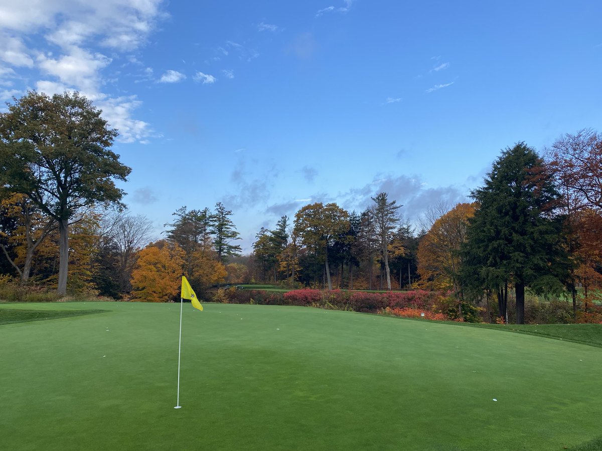 Morning has 🌈 broken…following 1.5” of precipitation yesterday plus early morning rainfall ☔️ today, we are on full course set-up mission…spectacular few afternoons of golf ahead 👌👍#Teamwork