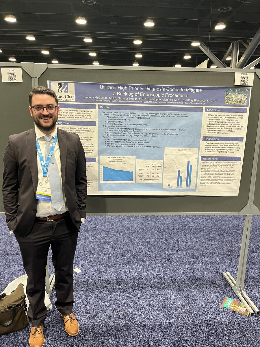 UMassIMResident's tweet photo. Our stellar med students and residents presenting their innovative GI research at #ACG2023  in Vancouver! Fun trip mixed with some great science! #Match2023 #Match2024 @UMassChan @UMassGI @UMassIMResident @UMass_IMPriCare @UMass_Medicine https://t.co/QXuGJXujYW