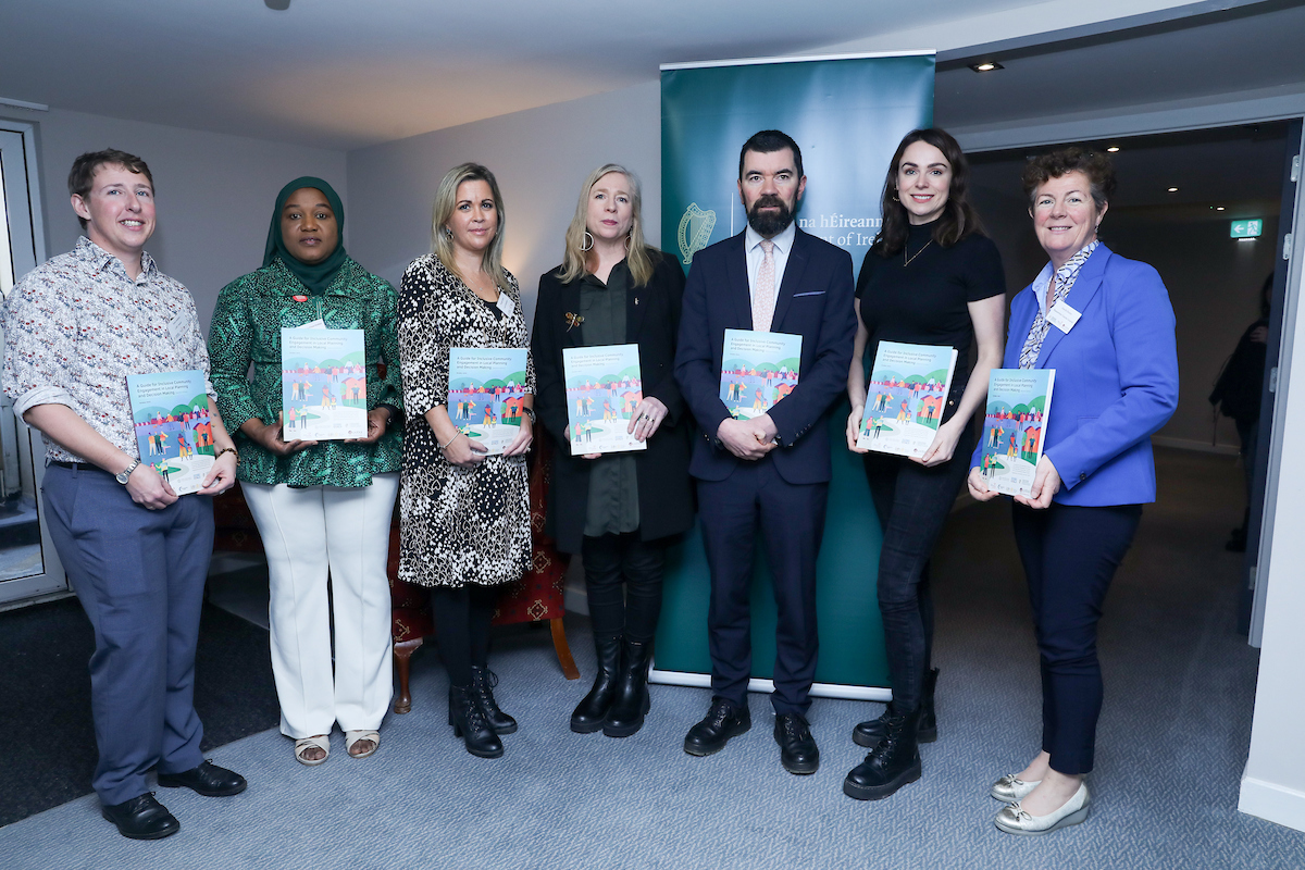 roscommoncoco's tweet photo. Acting Senior Executive Officer, Una Ní Chuinn (on right) represented Roscommon County Council at the launch of 'A guide for #Inclusive #Community #Engagement in #LocalPlanning & #DecisionMaking’ in Dublin.
Also in picture is Minister of State Joe O'Brien (third from left). https://t.co/uKnecFbBW2