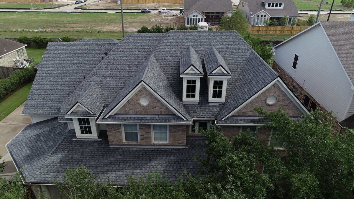 Keystone_CGI's tweet image. 🏡 Need the Best Roofing in Sugar Land, Spring, Katy, Houston? Keystone Contracting Group: Experienced, Quality, Local. Call 281-302-6738. Visit keystonecgi.com. #RoofingExperts