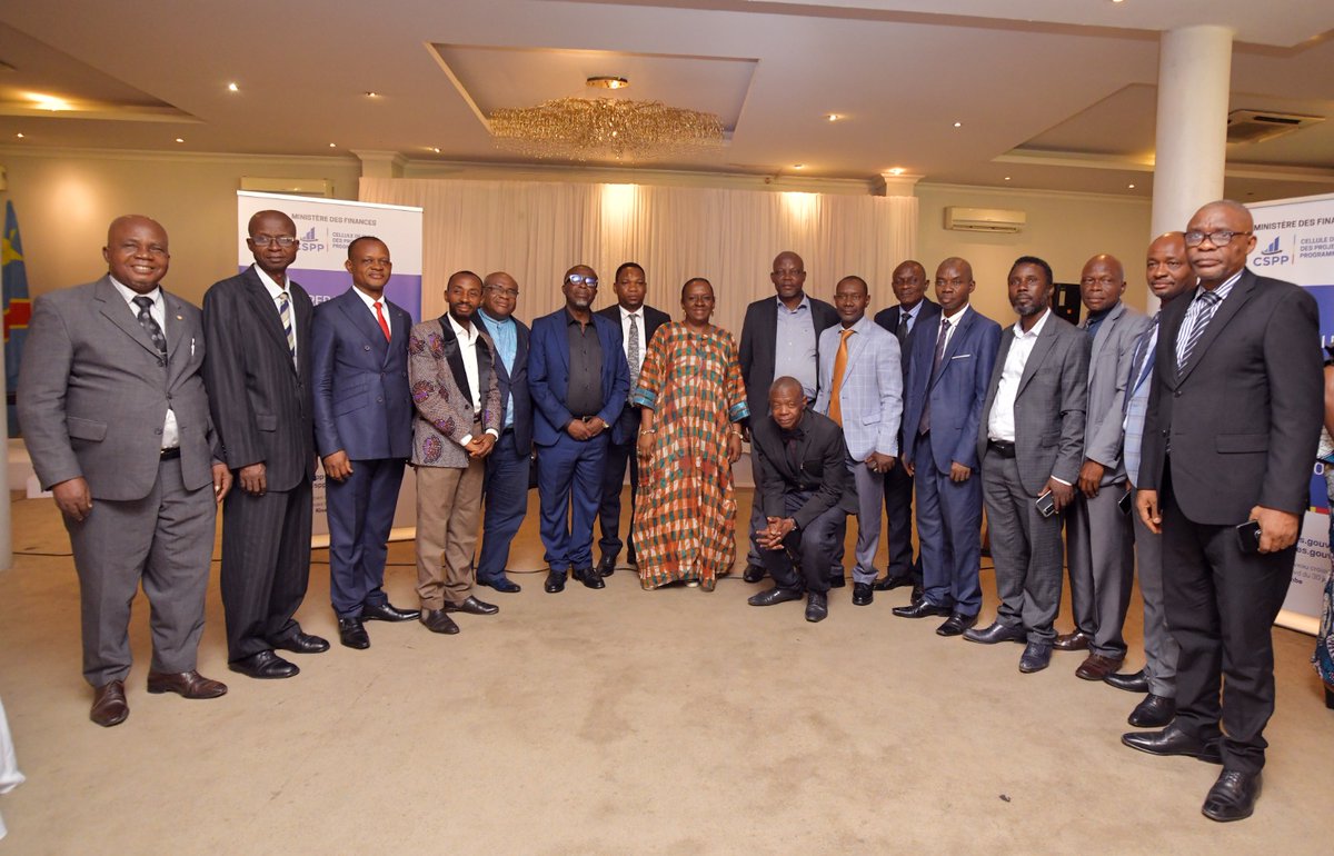 cspp_rdc's tweet photo. 26/10/23: Mise en oeuvre des projets et programmes à financements extérieurs Sous la conduite de la VM des finances, Bailleurs de fonds, DirCab, DirCabA, SG et DEP en atelier pour accélérer le rythme des interventions et améliorer l’efficacité de l’exécution des projets. https://t.co/nL5QJtUcwP