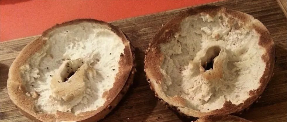 0xgaut's tweet image. Scooped bagels are the talk of the day.
If you're unfamiliar, it's this monstrosity: