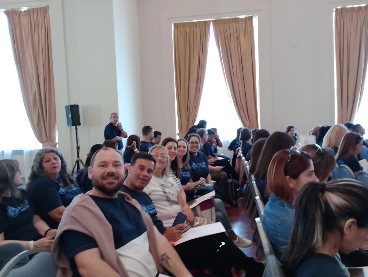 sadoprosario's tweet photo. 👥Congreso nacional de delegadas y delegados en #MardelPlata #SomosSadop https://t.co/CLnoyEmWBZ