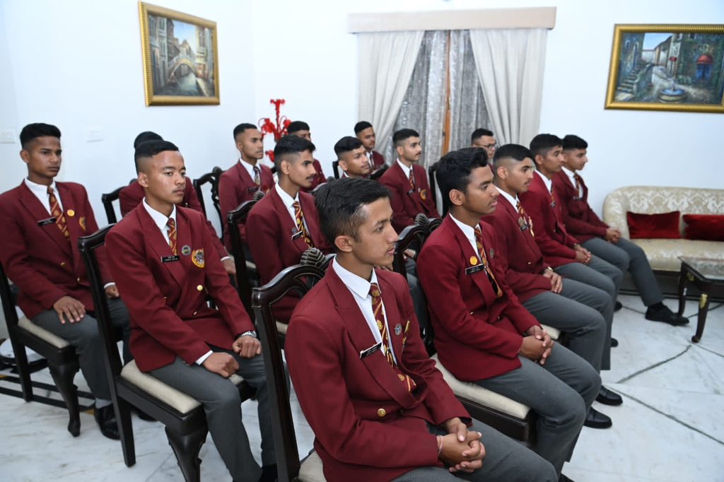 VPIndia's tweet photo. Hon'ble Vice-President, Shri Jagdeep Dhankhar interacted with the students of Sainik School Ghorakhal at Uttarakhand Raj Bhavan in Dehradun today.

Hon'ble Governor of Uttarakhand, Lt. Gen Gurmit Singh ji was also present. @LtGenGurmit https://t.co/Z3KXqpAKsT