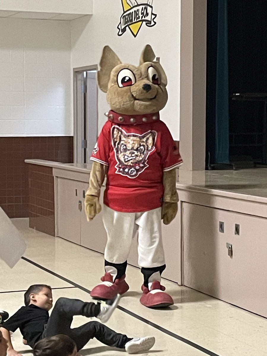 MataIsmelda's tweet photo. Yesterday we had Chico come and present to our little ones about the importance of living a Drug Free life! At Tierra Del Sol we SAY NO TO DRUGS AND BULLYING ❤️@TierraDelSol_ES @MonicaT28628886 @arivera_alma https://t.co/bOlViYPM3J