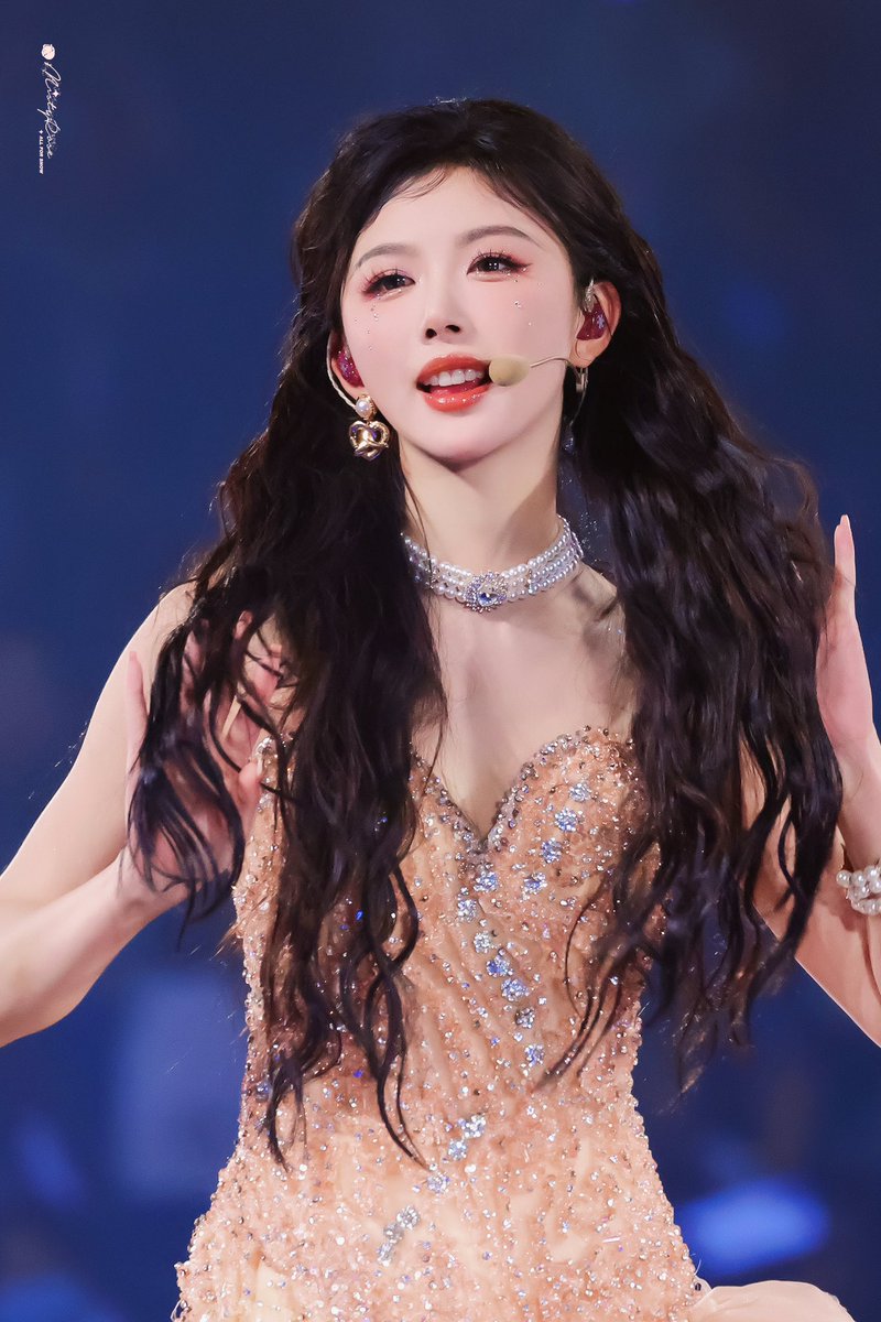 MistyroseSherry's tweet photo. #孔雪儿
#SherryKong 
 #공설아

20231027 in Nanjing https://t.co/JS5sTg6Vhl