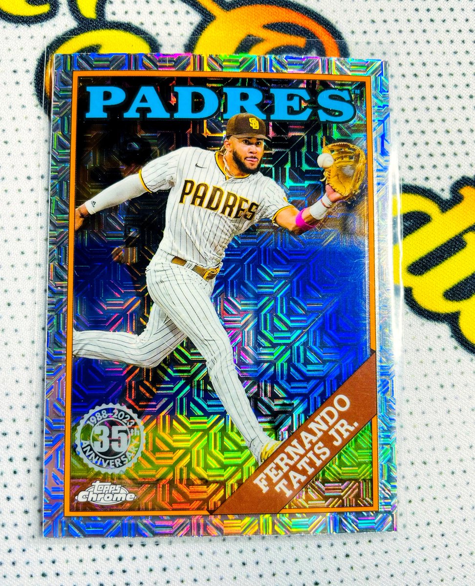 GarciaStudios's tweet photo. FERNANDO TATIS⚾️ TOPPS CHROME
⁠
⚾️💙⁠*MY PC CARD OF THE DAY* 🌞⁠
⁠
#padres #mlbplayoffs #whodoyoucollect #tradingcards #thehobby #sportscards #baseballcards https://t.co/DNgRsGvrTD