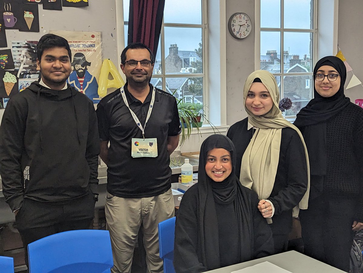 Massive thanks to Shahbaz Majeed for a fascinating talk about his photography work in and around Scotland. Wonderful afternoon. <a href="/morganacademy1/">Morgan Academy</a>   <a href="/shahbazmajeed/">Shahbaz Majeed</a>