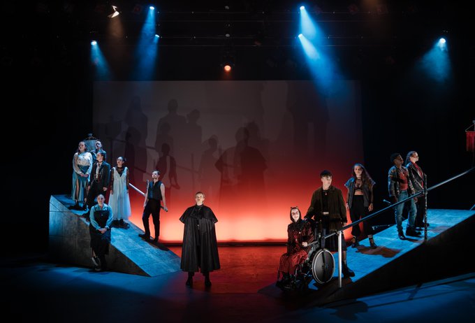 LCFutures's tweet photo. That's it. Our Shakespeare in Schools tour in collaboration with @LeedsPlayhouse has wrapped up for 2023

We rounded off our tour with a visit to @PrinceHenrysGS in Otley; we hope your students enjoyed themselves!

📸@cianoriain_ https://t.co/aBkgE0fRXC