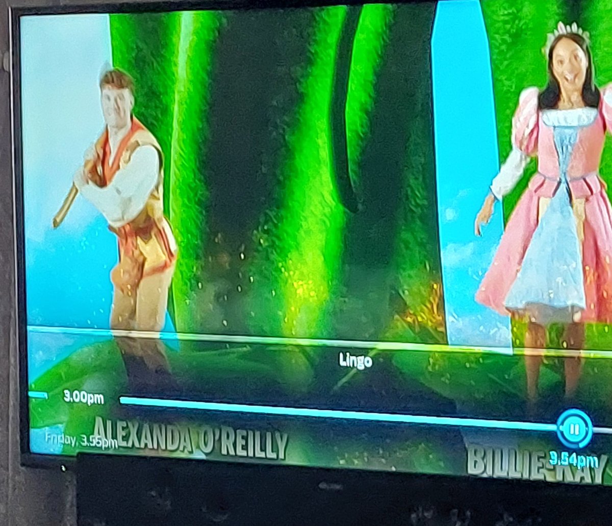 Look who I just spotted on the Birmingham Hippodrome panto advert. <a href="/alexandaoreilly/">Alexanda</a> 😍