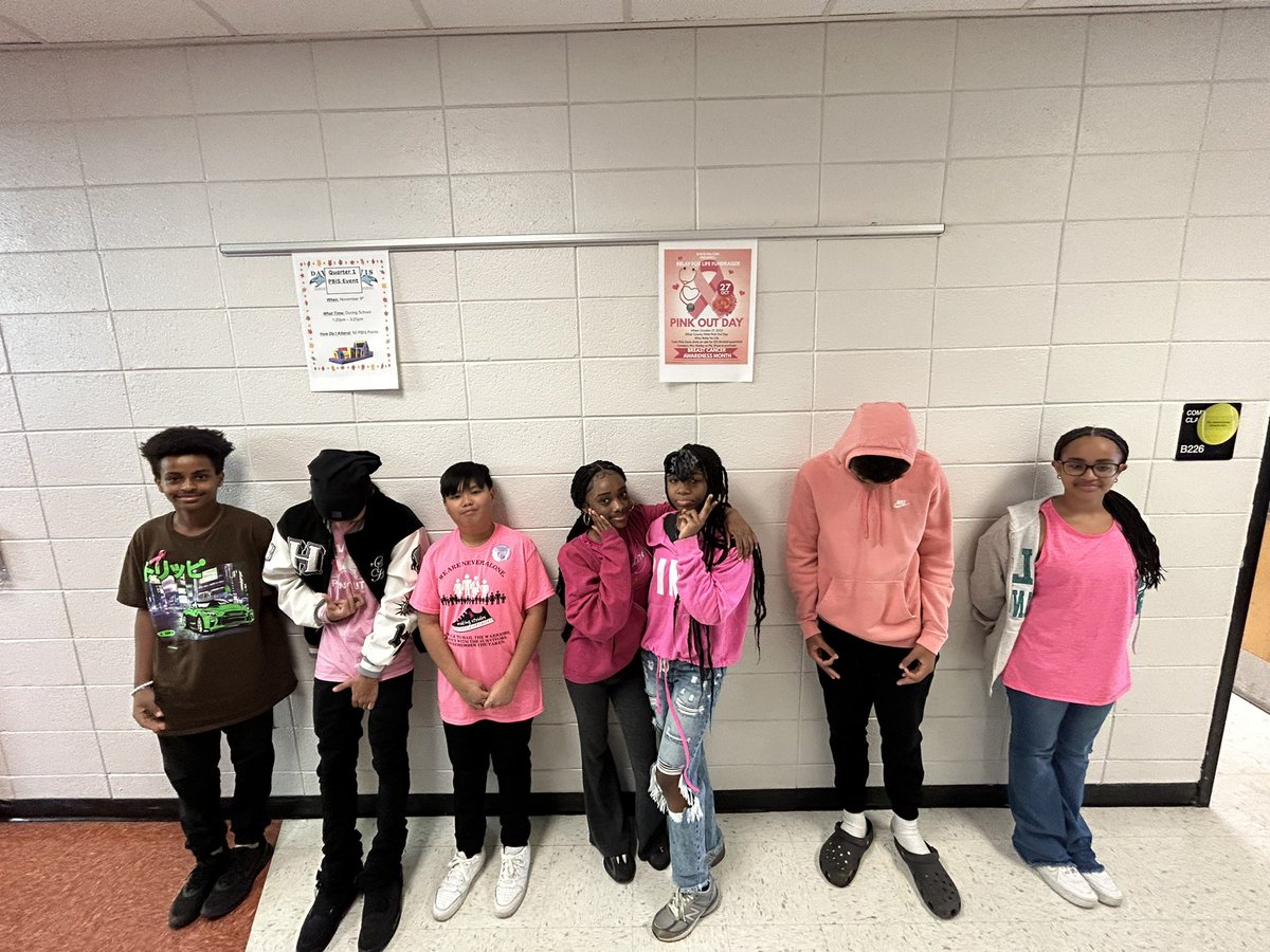 DavisMiddle's tweet photo. #PinkOutFriday #WeAreDavis https://t.co/mFCwVcAnHY