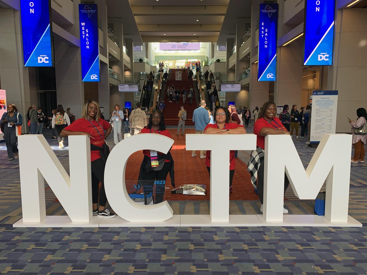 Domath4's tweet photo. @NCTM #NCTMDC23 
The DCSD math team creating math memories! https://t.co/nUh5ckZdb1