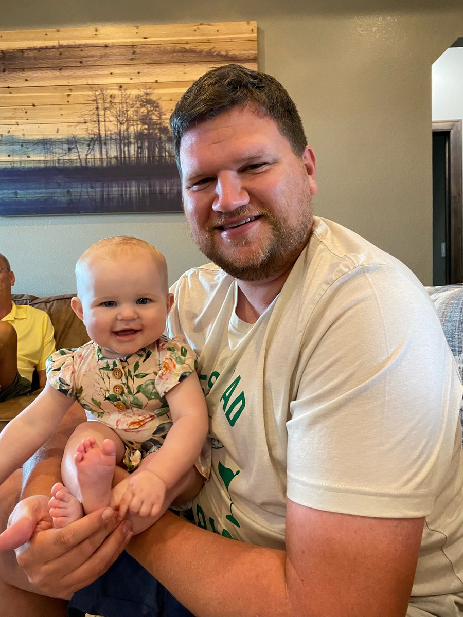 elocpa's tweet photo. ELO EMPLOYEE SPOTLIGHT ❕❗ https://t.co/w7pYJuf94Z