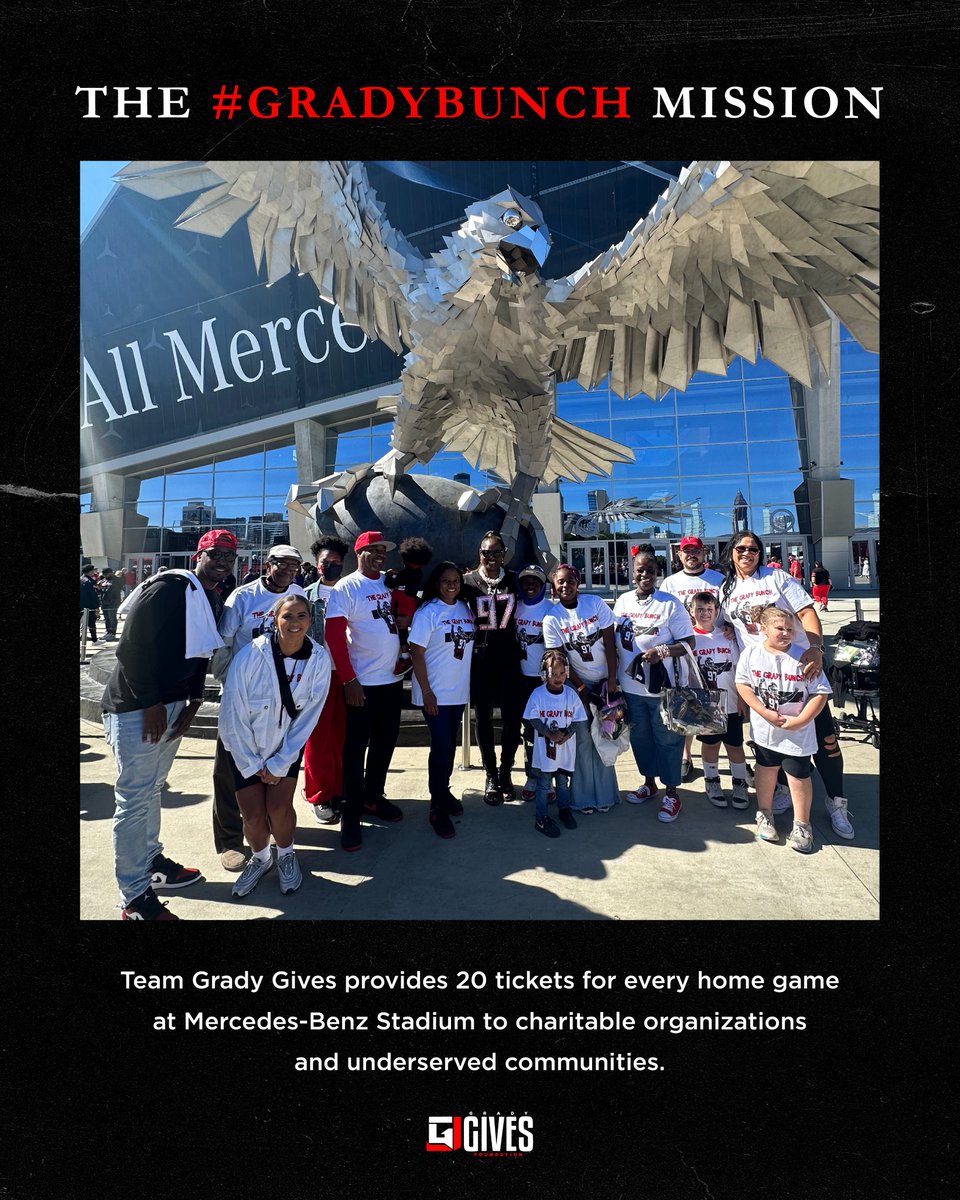 gradygives's tweet photo. The #GradyBunch, has been there with us throughout countless moments 🫂

Our hearts brim with gratitude for every chance to give back to our community. Those smiles are our reward when we get to share moments with our children and their families!
#GradyJarrett #Falcons https://t.co/bhoaRbUQiV