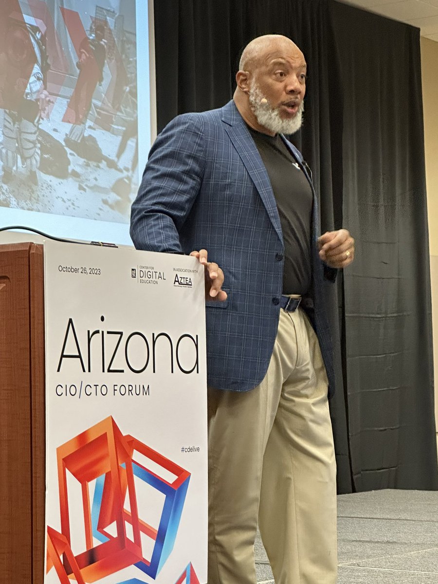 Thank you for the @centerdigitaled for allowing me to open the Arizona CIO/CTO Forum. The keynote speaker was extremely motivational @JFRegister (two time Paralympic silver medalist)