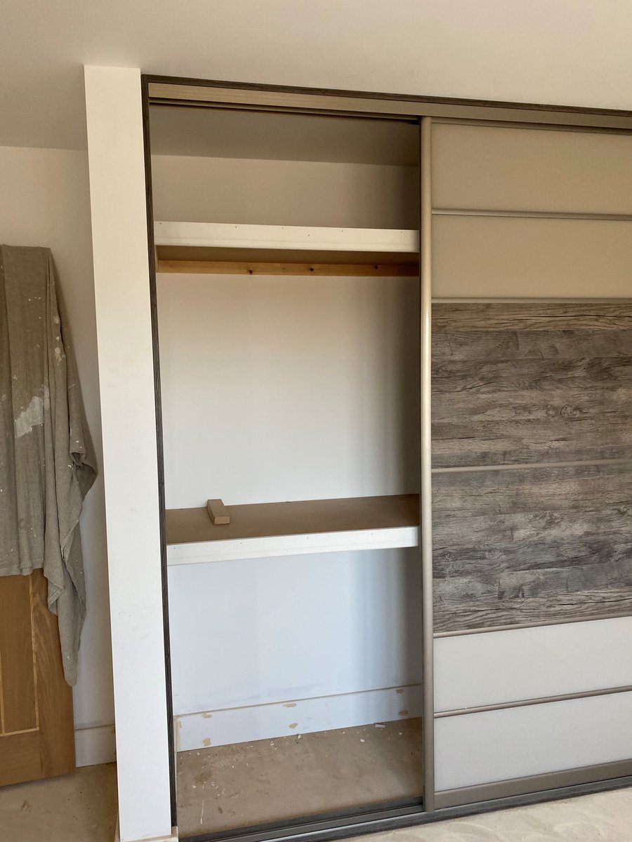 osbornandkent's tweet photo. Fitted wardrobes are being installed in Plot 8 at Caistor St Edmund 👏

#construction #ukhousing #norfolk https://t.co/qQwEkWCPnb