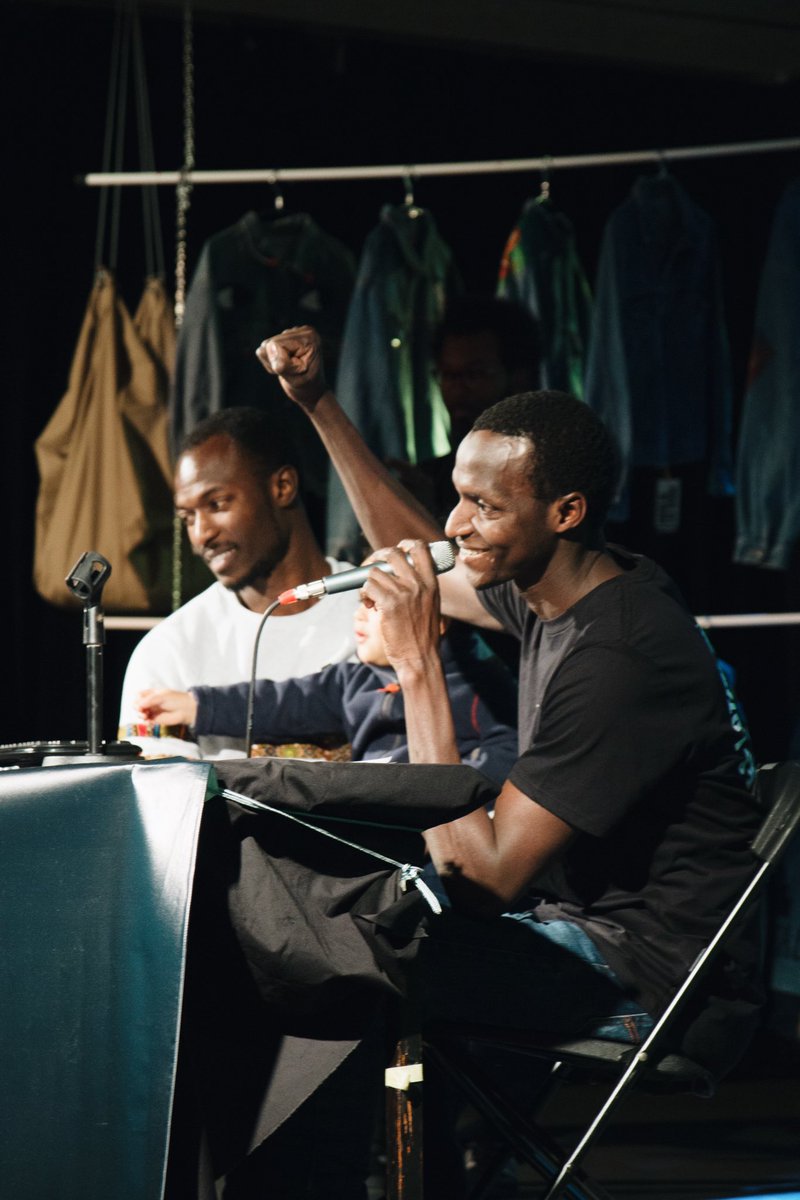 Las personas que integramos #TopManta somos migrantes con un recorrido de vida distinto pero compartido. 

Pensamos que es importante que se conozcan estas historias para entender realmente Europa y el racismo institucional. 

👇🏿