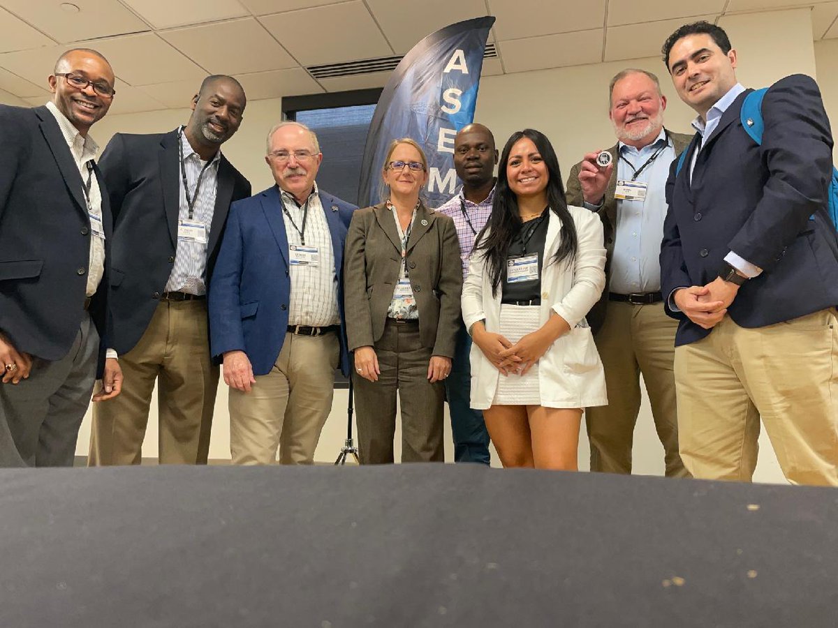 Rice Center for Engineering Leadership tweet media