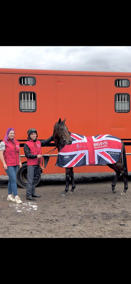 Team ‘Big Evs’ ready to fly the flag for  Great British Racing International  @GBRI_UK 🏇🏻🇬🇧

#TeamBritishRacing