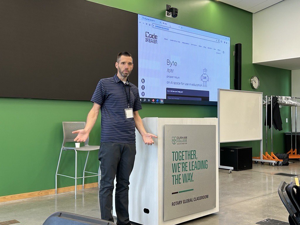 During the last session , Jonathan Carrigan and Ian Connor shared their AI teaching and learning experiences during “A Rapid-Fire Faculty Showcase: Exploring the Creative Potential of Generative AI” #CTLPD