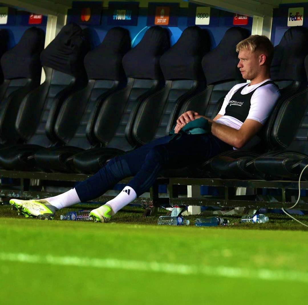 ArsenalWay's tweet photo. Would love to see Ramsdale back in goal this weekend RT if you agree https://t.co/x2AnKBKfkz