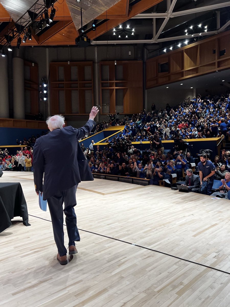 SenSanders's tweet photo. Thanks to the more than 700 nurses who showed up today to support the nurses strike at Robert Wood Johnson University Hospital for strong nurse-patient ratios. The hospital must come to the table NOW &amp; negotiate a fair contract that makes the hospital safer for patients &amp; nurses. https://t.co/vEYff9UQ9x