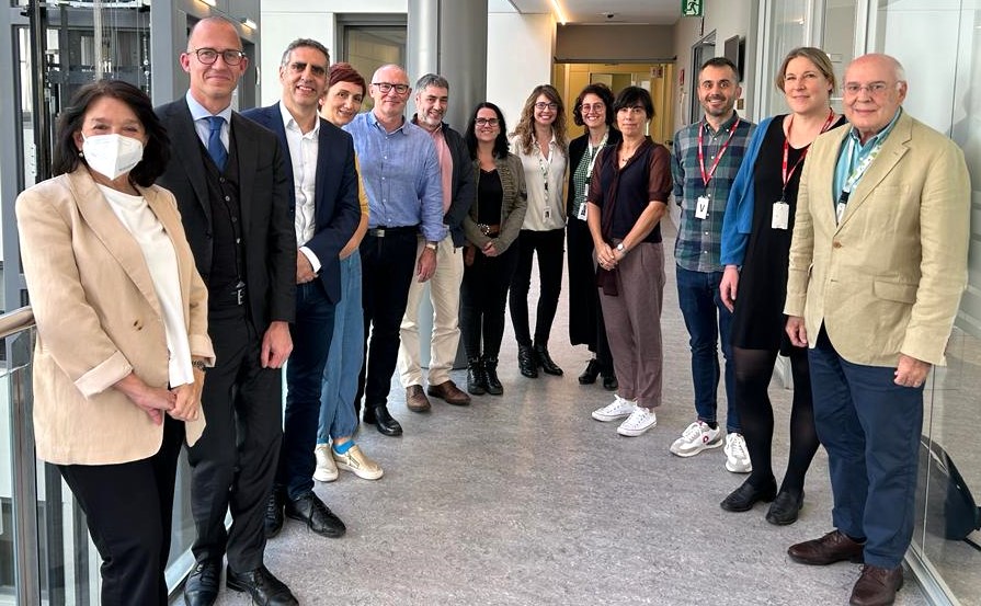 As Director, delighted that <a href="/iCERCA/">Centres CERCA</a> <a href="/recercauniscat/">Recerca i Universitats</a> Evaluation has bestowed the Josep Carreras Leukaemia Research Institute <a href="/CarrerasIJC/">Josep Carreras Leukaemia Research Institute (IJC)</a> with its highest qualification; thankful to the international panel and SAB member <a href="/ToribioLab/">Toribio Lab</a>; the strength of our center is our people!