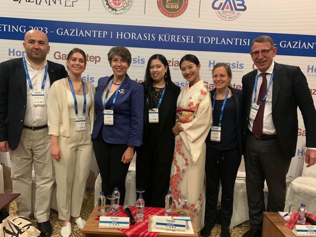 Jessica Kantor tweet media