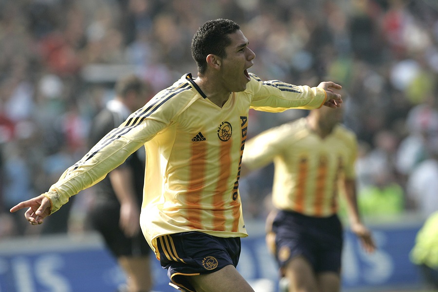 Vertrouwen in Hedwiges Maduro 🍀
Rustige man, denkt (zelf) na, meester van zijn emoties.
Hopelijk dit seizoen veel leren i/d luwte v/e hoofdcoach die de ploeg naar plek 5 loodst (dat moet sowieso lukken) en dan t.z.t. zelf zijn kans pakken als hoofdcoach.
#ajax #hedwigesmaduro