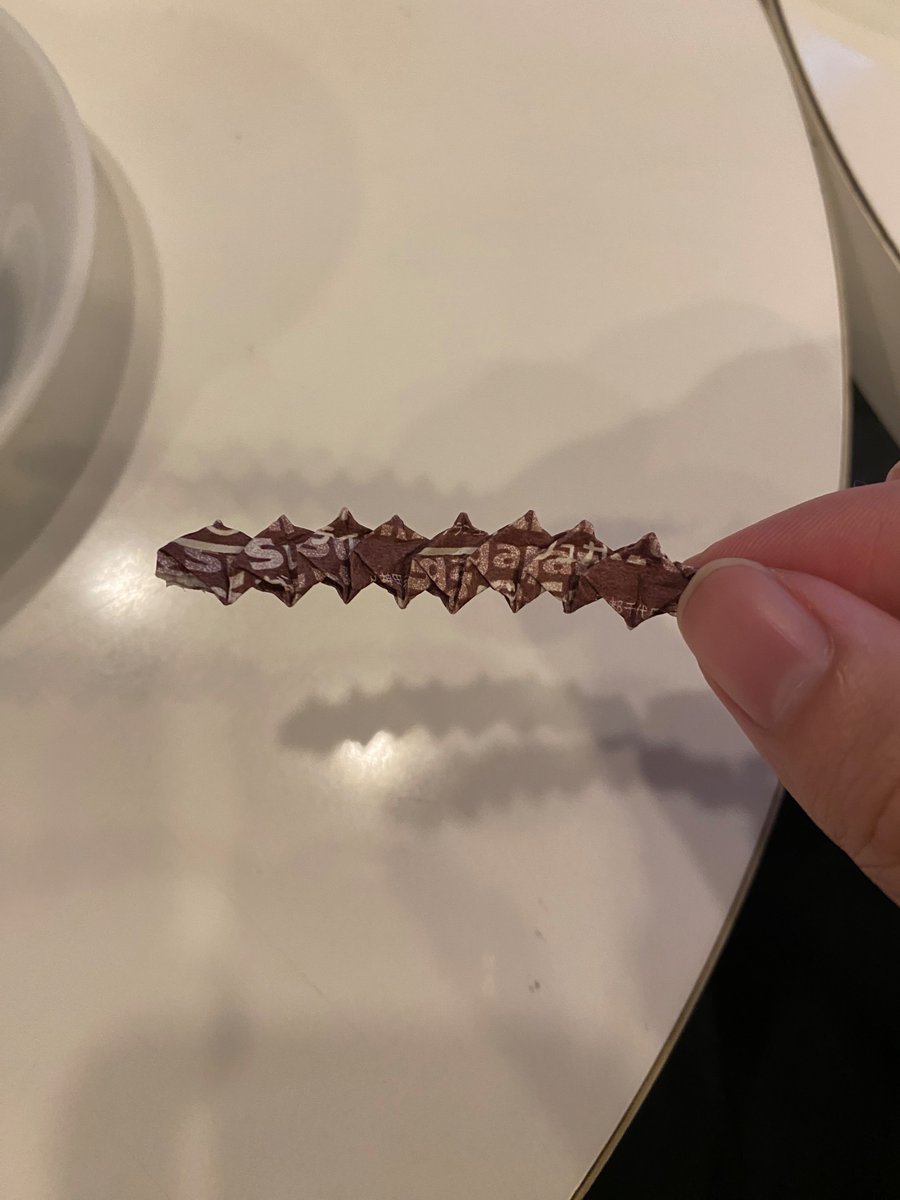 サンマの背骨の折り紙