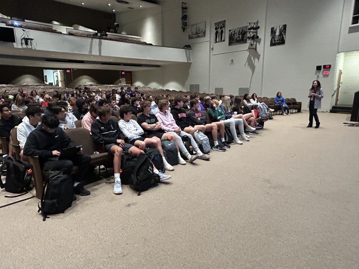 dgncte's tweet photo. Last Friday Jennifer Naylor, CFO of Sandbox Industries, came to speak to our DECA club members! She spoke about venture capitalism and how to apply knowledge to future student DECA pitches and presentations!! Thank you Jennifer for speaking to our students!! #WeAreDGN #ALLIN https://t.co/96283ePsQN
