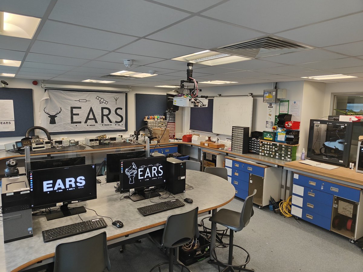 SurreyEARS's tweet photo. Our #makerspace is open 24/7 for our society members. It's fitted out with 2 university networked PC's and 2 #Linux PC's all with CAD Software. There are 3 soldering workstations complete with all the tools you need. Our 3D printers include an Ender 3 S1 and a Bambulab Carbon X-1 https://t.co/zuI3IH4Rjm