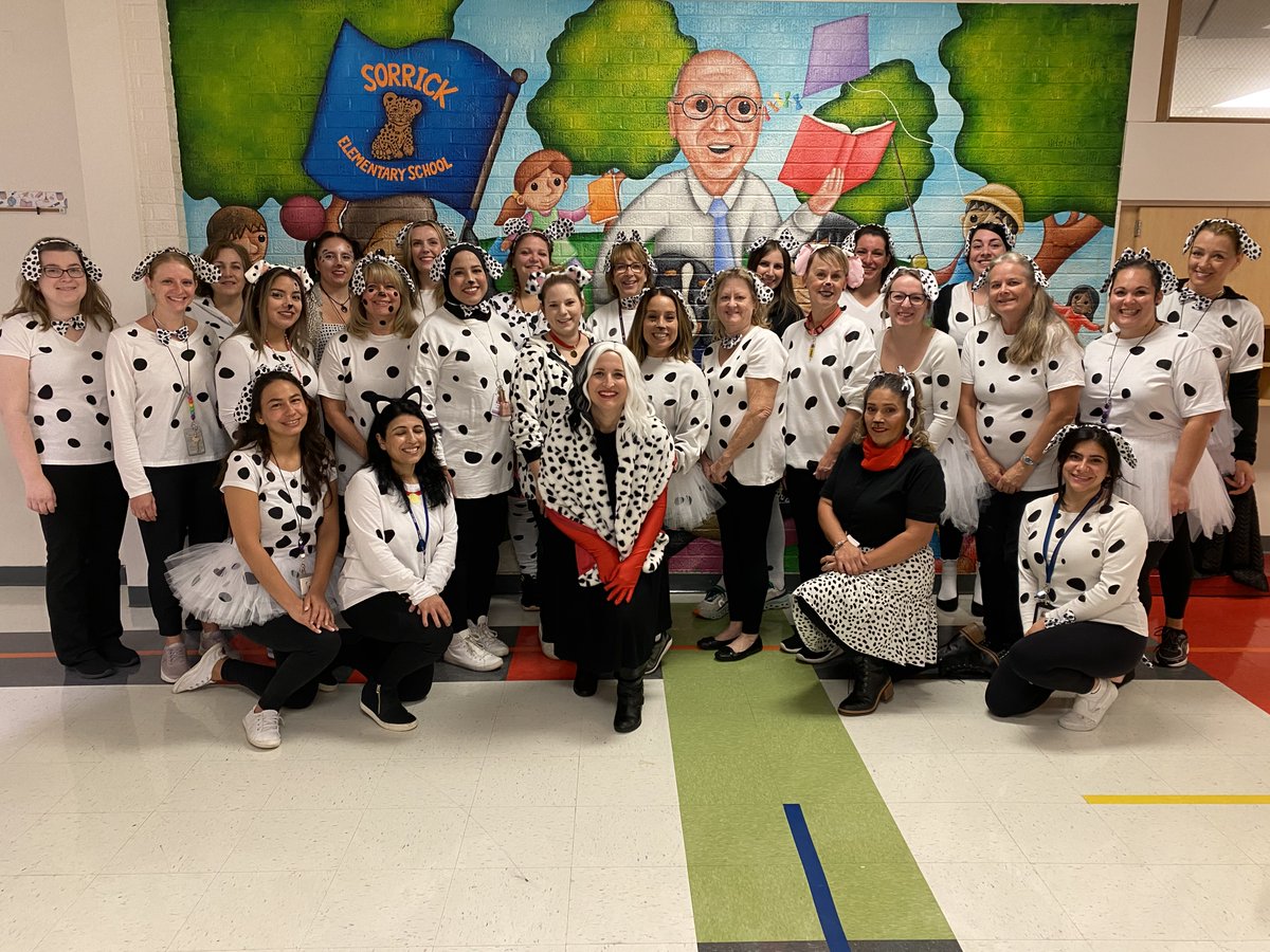 101 Dalmatians have taken over Sorrick School! <a href="/SorrickNPD117/">Sorrick Elementary</a> #SorrickCougars