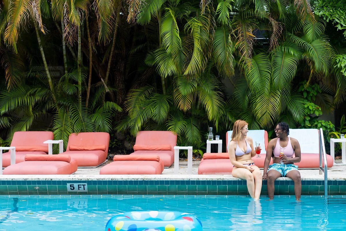 IGLTA's tweet photo. Chasing the endless summer in Miami, one poolside moment at a time. 
#AxelBeach #MiamiBeach #Miami #Lesbian #Pool https://t.co/cIjew3mhMK