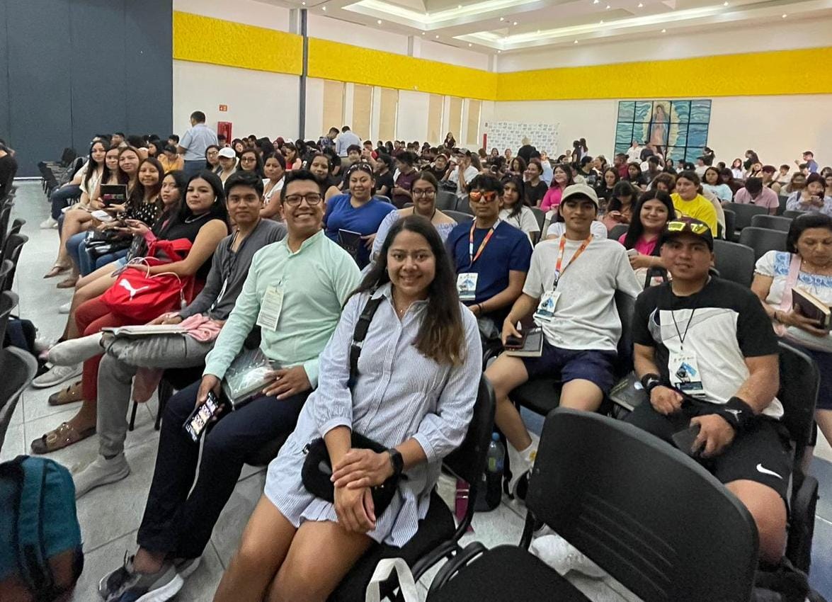 UTMZimapan's tweet photo. Durante el 9° Congreso Internacional #AMESTUR 2023, con sede en #Cancún, estudiantes de Turismo, de esta Casa de Estudios, han participado en talleres que amplían su conocimiento y horizontes en la industria turística. Sigamos inspirando el futuro del turismo.
#SomosLinces https://t.co/InsQvEQS3n
