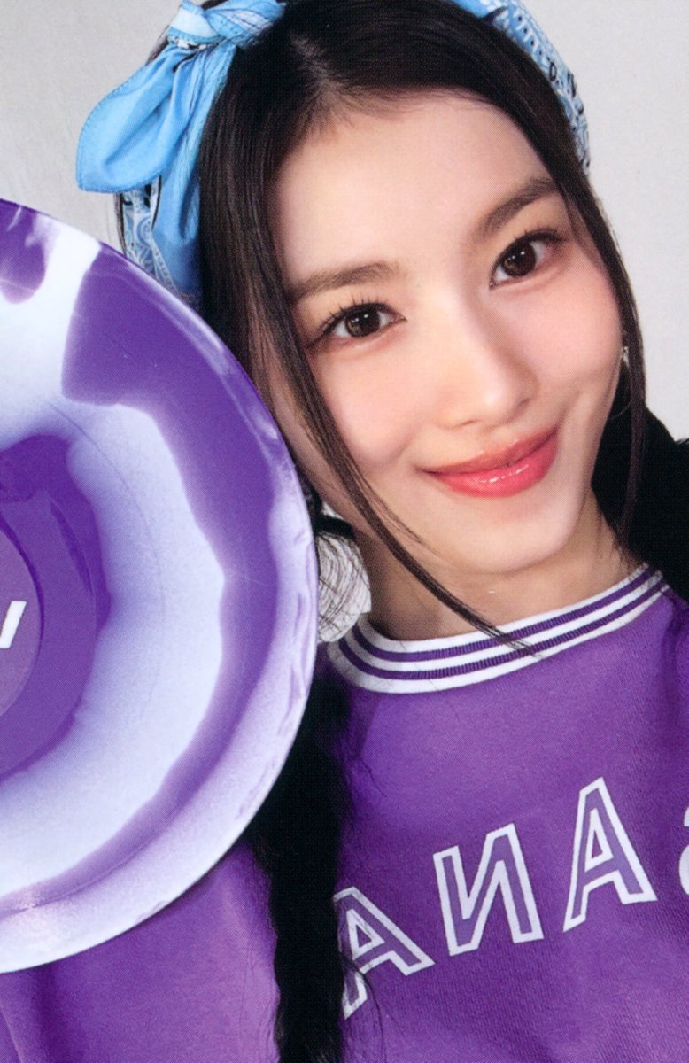 SCAN] TWICE Official Fanclub ONCE 4th Generation gift kit