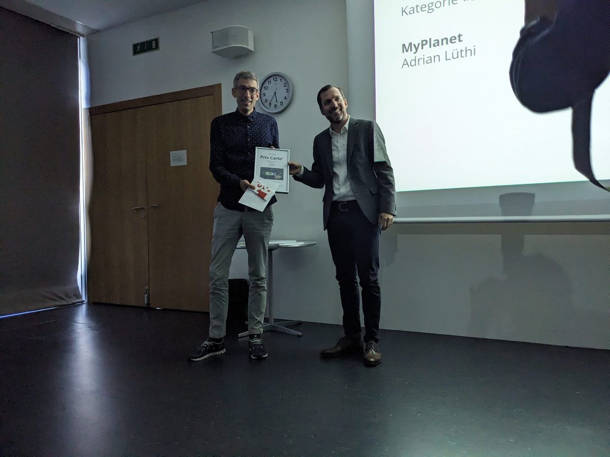 SGK (@sgk_swisscarto) on Twitter photo In der Kategorie «edu» wird die Unterrichtsplattform MyPlanet mit dem #PrixCarto 2023 ausgezeichnet. Die Plattform entwickelte Adrian Lüthi in seinem Studium an der <a href="/unifr/">Uni Fribourg</a> und am #GymnasiumBurgdorf. Wir gratulieren herzlich! myplanet.3e8.ch In der Kategorie «edu» wird die Unterrichtsplattform MyPlanet mit dem #PrixCarto 2023 ausgezeichnet. Die Plattform entwickelte Adrian Lüthi in seinem Studium an der <a href="/unifr/">Uni Fribourg</a> und am #GymnasiumBurgdorf. Wir gratulieren herzlich! myplanet.3e8.ch