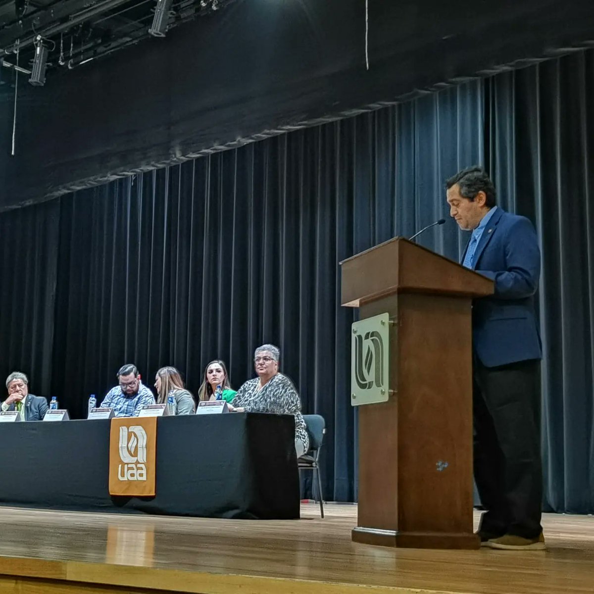 📢Dando inicio a las actividades del "Encuentro de Jóvenes en la Ingeniería 2023: Agregando valor a la industria a través del diseño", que se lleva a cabo en el Centro de Ciencias de la Ingeniería UAA.