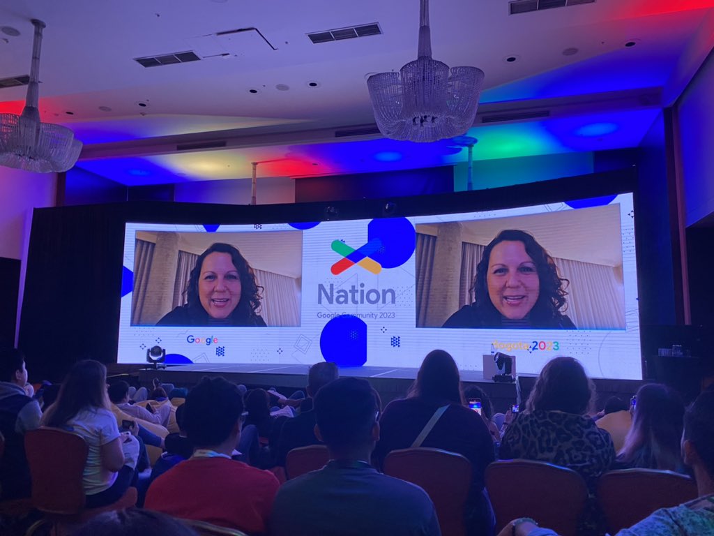 Marianvilla's tweet image. It’s amazing and really important to be here, hearing 👂 from you @mabouza about Latinxs being part of tech 🫶🙌@GoogleDevsLATAM thanks for sharing with us your story. #WomenInTech @GoogleDevExpert
