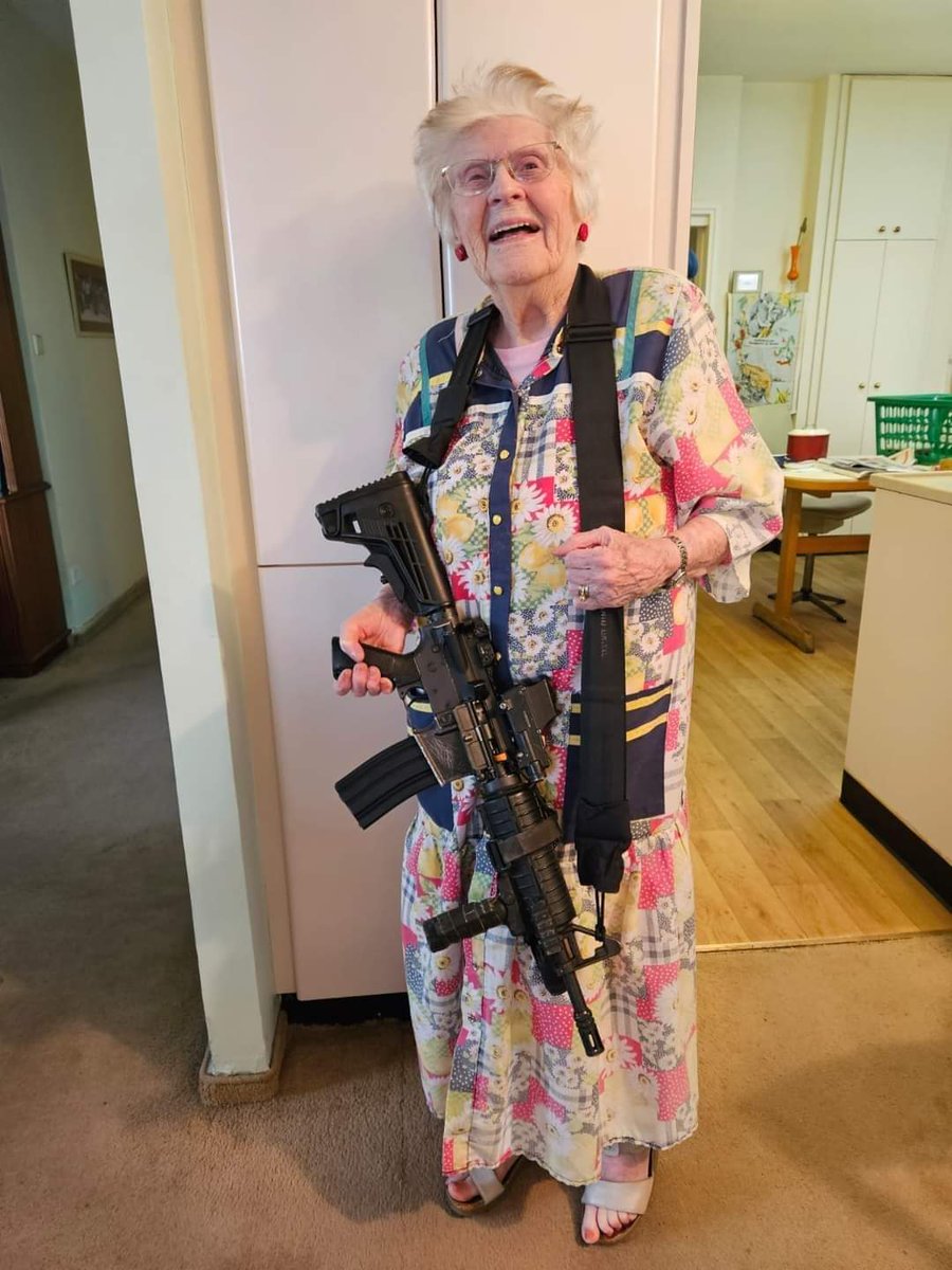 96 year-old Israeli grandma. Am Yisrael Chai✡️🇮🇱