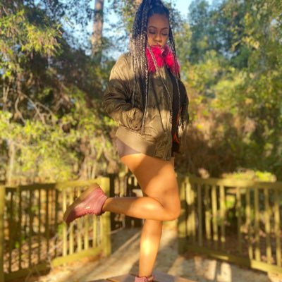 CourtneyLacyOfficial tweet media