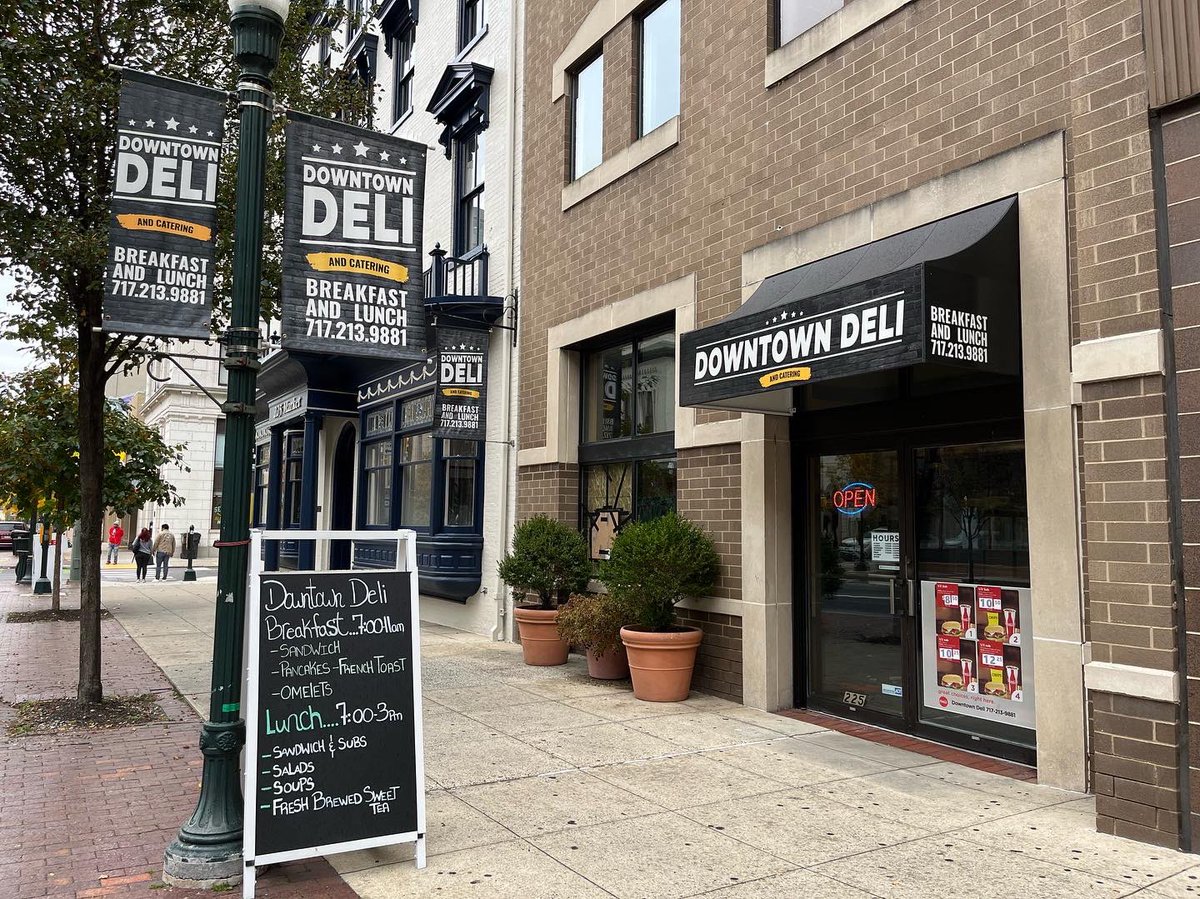 HarrisburgDID's tweet image. The crew at Downtown Deli is in the spooky spirit this Friday. 🎃 Float on by to get a great lunch! 🥪🥗 #LoveHBG