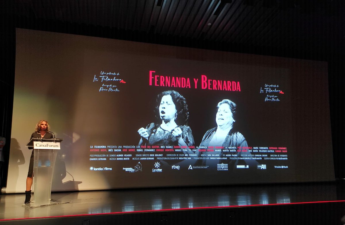 Algunos científicos afirman que la música puede tener efecto hipoalgésico. Vamos, que reduce el dolor. Yo creo que se quedan cortos. Eso es que no han visto #FernandayBernarda... Vaya documental gitano, apasionado y libre que te has marcao, Rocío Martín <a href="/La_Mahora/">RocíoMartín</a>. Enhorabuena!