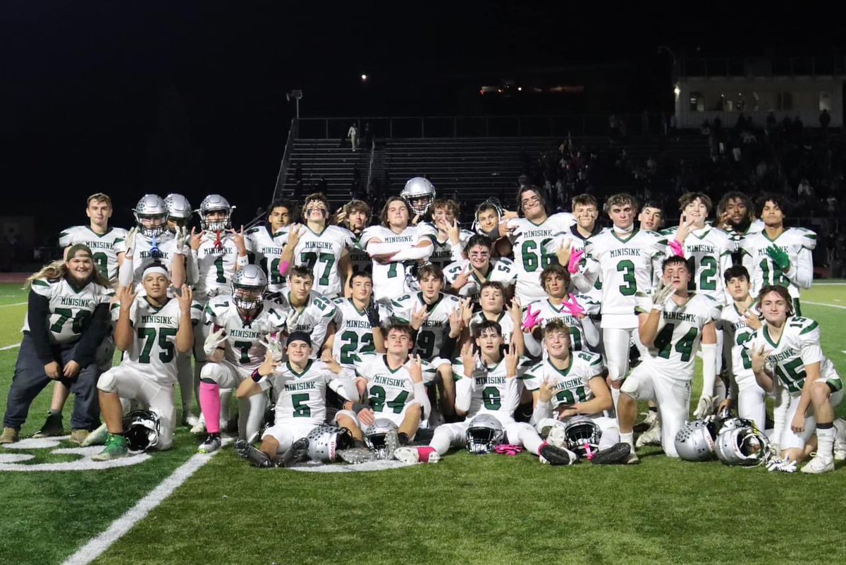 SENIOR NIGHT! Come out to John Bell field tonight as Minisink Valley takes on Monticello at 7pm!